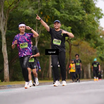 Runner Photo 5427600