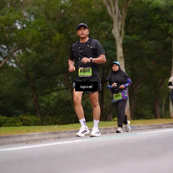 Runner Photo 5427635