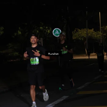 Runner Photo 5427652