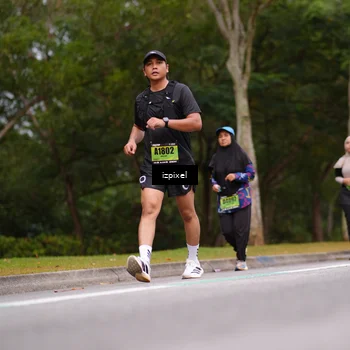 Runner Photo 5427665