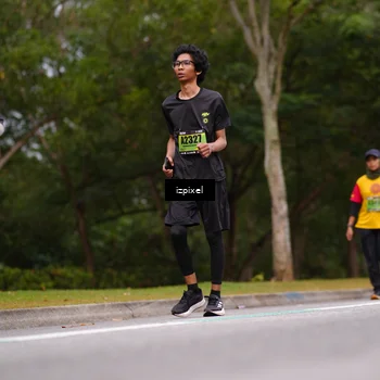 Runner Photo 5427725