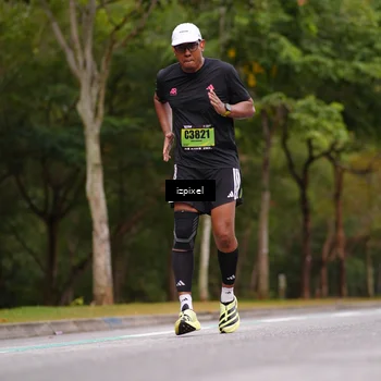 Runner Photo 5428015