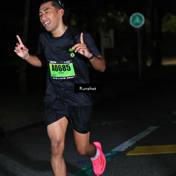 Runner Photo 5428068