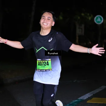 Runner Photo 5428115