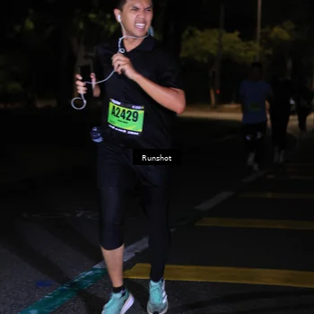 Runner Photo 5428191