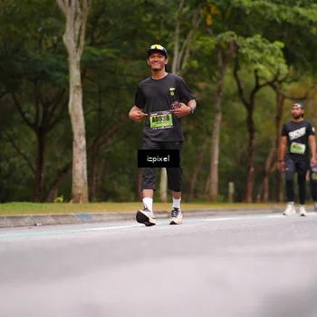 Runner Photo 5428237