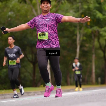 Runner Photo 5428297