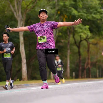 Runner Photo 5428299
