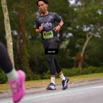 Runner Photo 5428319