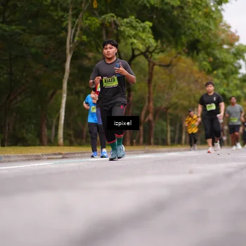 Runner Photo 5428800