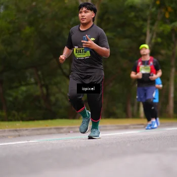 Runner Photo 5428831