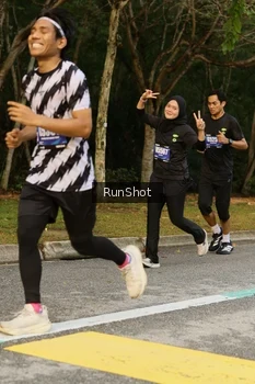Runner Photo 5429395