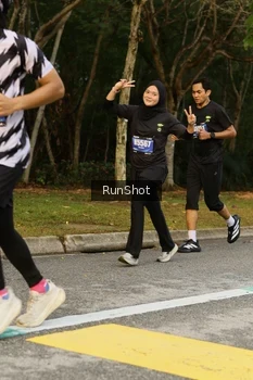 Runner Photo 5429411