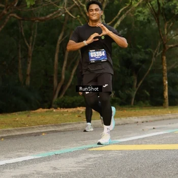 Runner Photo 5429899