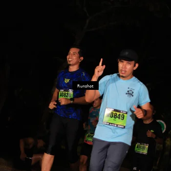 Runner Photo 5430000