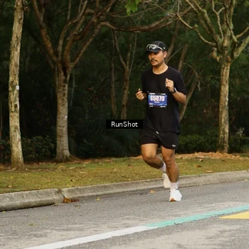 Runner Photo 5430534