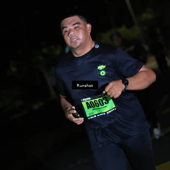 Runner Photo 5430621