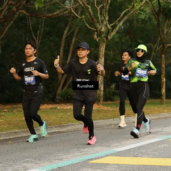 Runner Photo 5430876