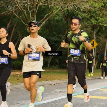 Runner Photo 5431863