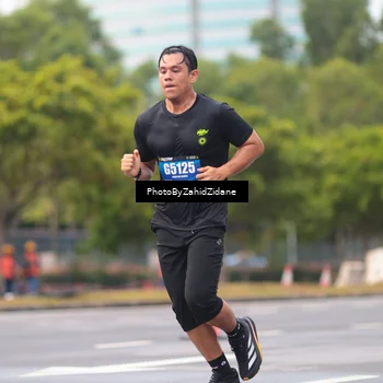 Runner Photo 5432258