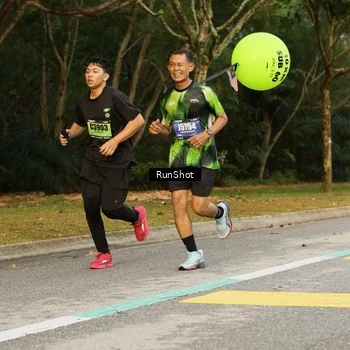 Runner Photo 5432348