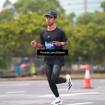 Runner Photo 5432351