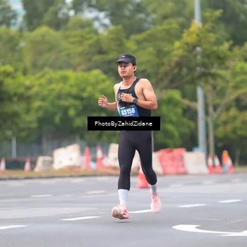 Runner Photo 5432373