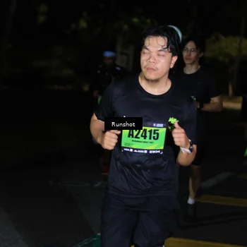 Runner Photo 5432402