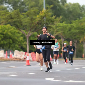 Runner Photo 5432476
