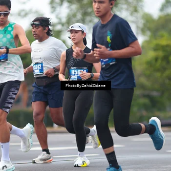 Runner Photo 5432573