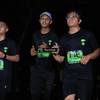 Runner Photo 5432693