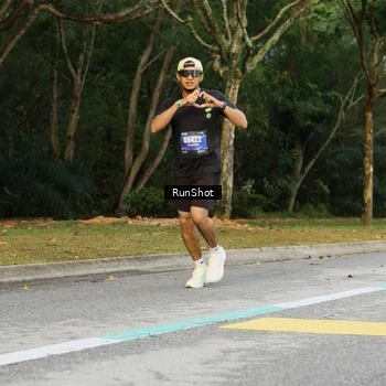 Runner Photo 5432863
