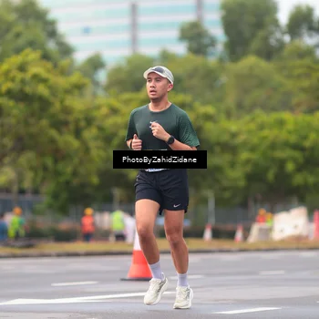 Runner Photo 5432947