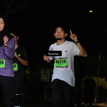 Runner Photo 5432973
