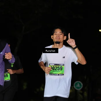 Runner Photo 5433007