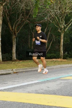 Runner Photo 5433072