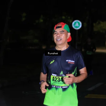 Runner Photo 5433113