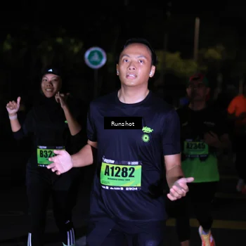 Runner Photo 5433148
