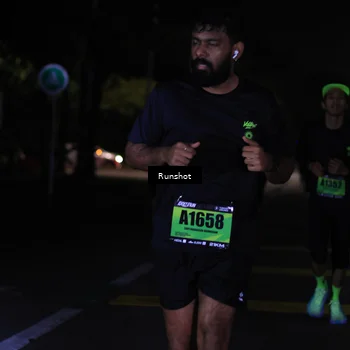 Runner Photo 5433275