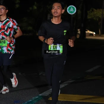 Runner Photo 5433333