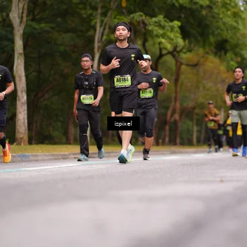 Runner Photo 5433378
