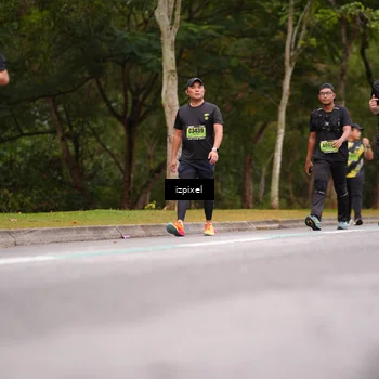 Runner Photo 5433384