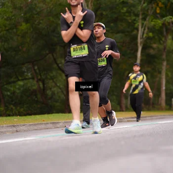 Runner Photo 5433422