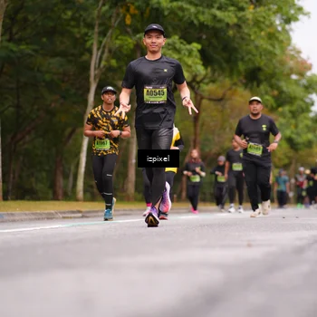 Runner Photo 5433513