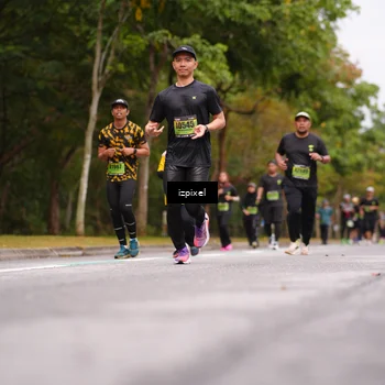 Runner Photo 5433515