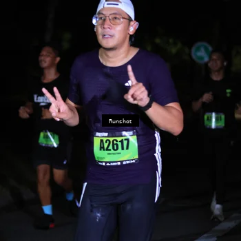 Runner Photo 5433631