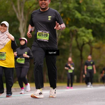 Runner Photo 5433644