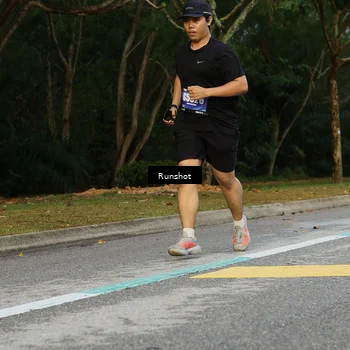 Runner Photo 5433673