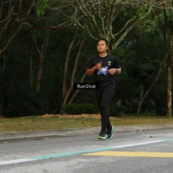 Runner Photo 5433711