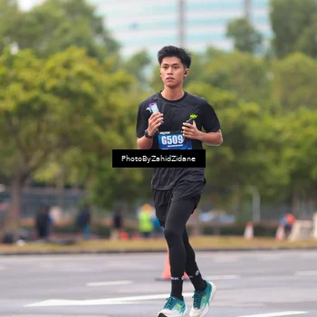 Runner Photo 5433731